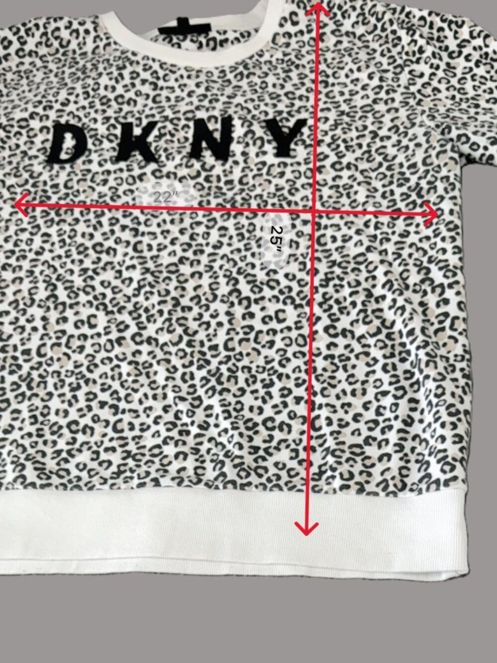 DKNY Women Leopard Print Sweatshirt Spellout Logo Size M Pullover Animal Print - Picture 6 of 6